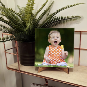 Tegeltje op plankje met eigen foto