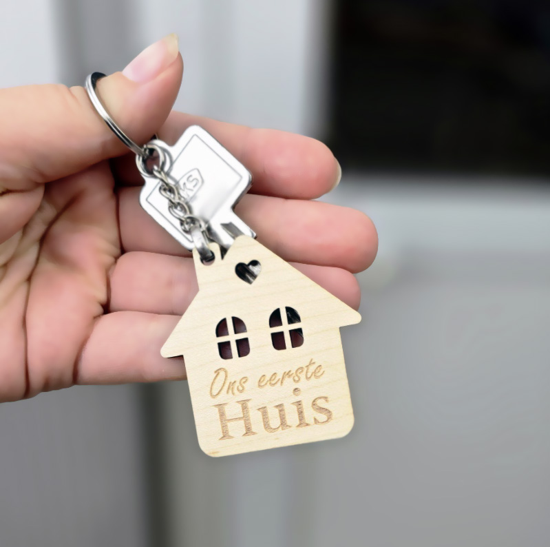 close up sleutelhanger ons eerste huis