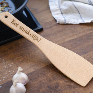 houten spatel met lasergravure moederdag
