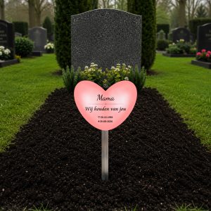 tijdelijke grafmarkeerde in de vorm van een hartje. personaliseerbaar met eigen tekst