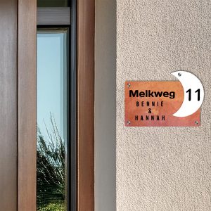 3D naambordje met maan en gepersonaliseerde achterkant