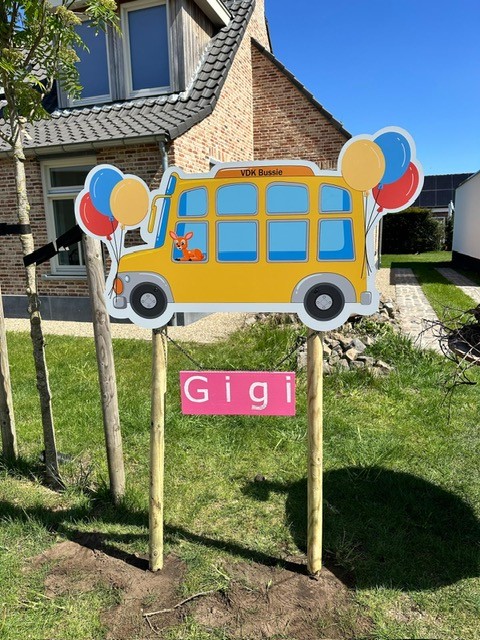 Herbruikbaar geboortebord op maat voor een vriendinnengroep | Project van Topdrukte